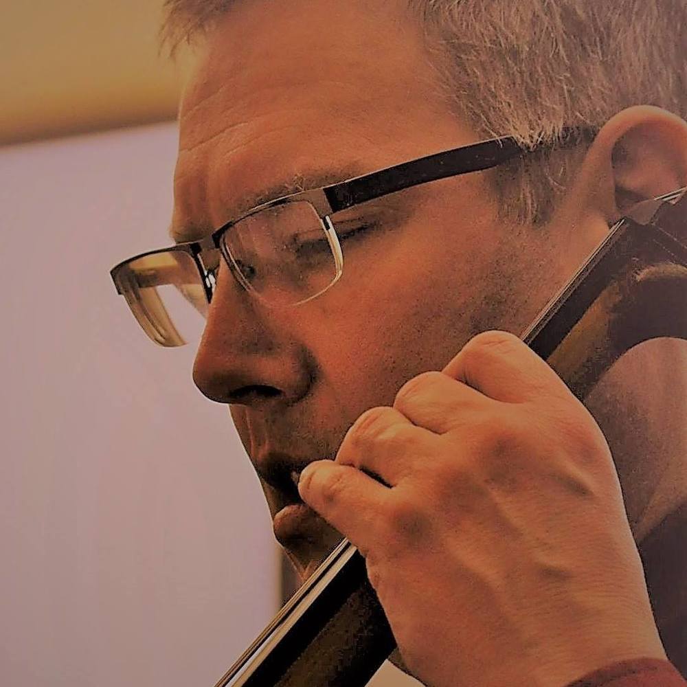 Meet your Posher, Larry